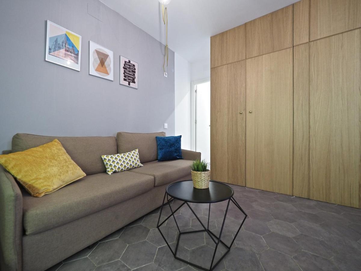Torrassa Cozy Apartment By Olala Homes L'Hospitalet de Llobregat Exterior photo